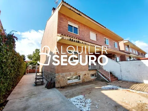 Casa de 226 m² a Ugena