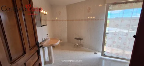 Casa de 561 m² a Espirdo