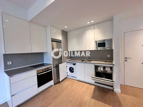Pis de 44 m² a Pozuelo de Alarcón (3/21)