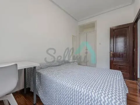 Pis de 120 m² a Oviedo