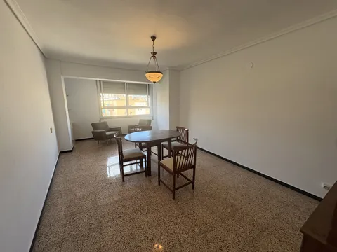 Apartamento 90 m² em Castelló de la Plana / Castellón de la Plana (2/25)