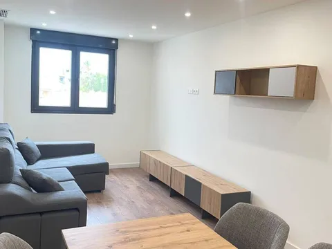 Wohnung 80 m² in Alberic