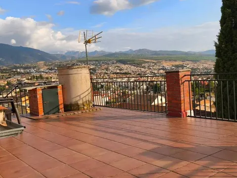 Flat 185 m² in Huétor Vega