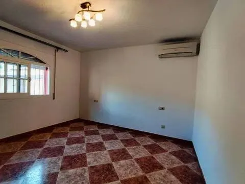 Casa de 250 m² a Casares