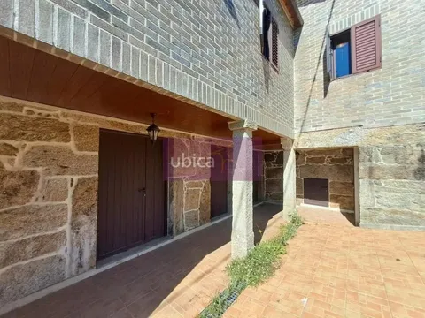 Casa de 109 m² en A Caniza