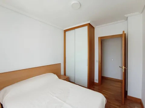 Pis de 94 m² a Barañáin / Barañain