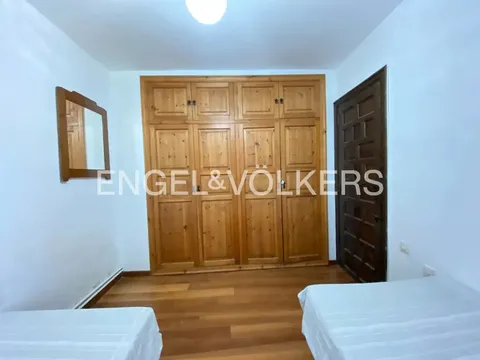 Appartement 380 m² à Nàquera / Náquera