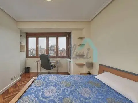 Pis de 113 m² a Oviedo