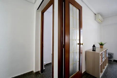 Chambre à louer, Valence