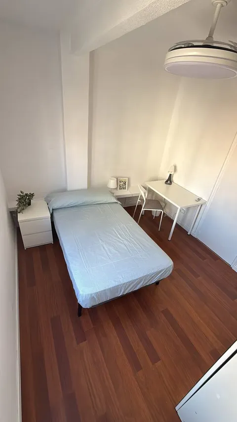 Habitació de lloguer, Elx (2/8)
