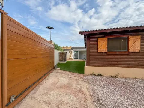 Casa de 80 m² a Oriola