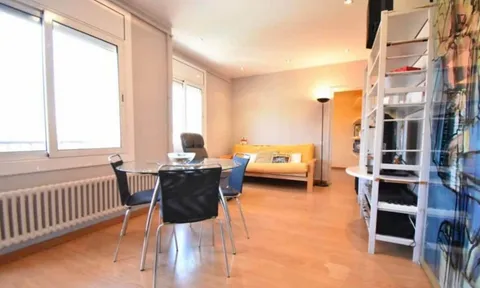 Pis de 79 m² a Terrassa