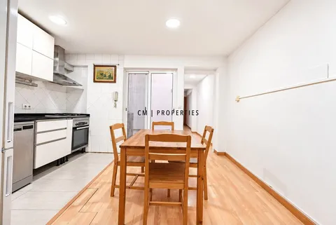 Pis de 77 m² a València