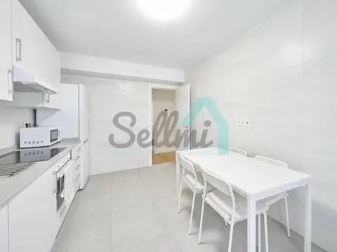 Pis de 90 m² a Oviedo