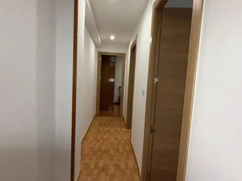 Pis de 82 m² a Ourense