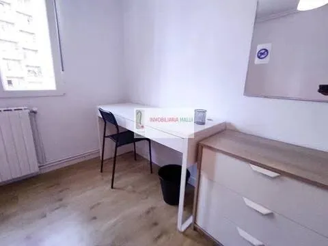 Pis de 130 m² a Oviedo