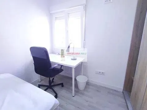 Pis de 130 m² a Oviedo