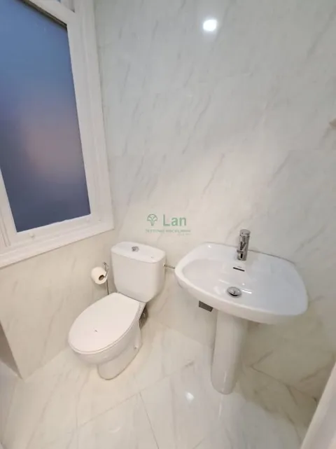 Flat 200 m² in Bilbao