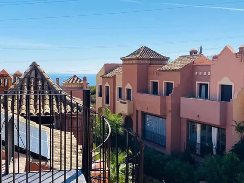 Casa de 200 m² a Estepona