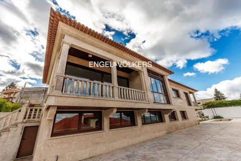 Pis de 425 m² a Vigo