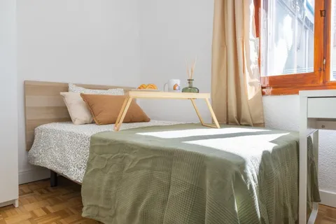 Habitació de lloguer, Parla