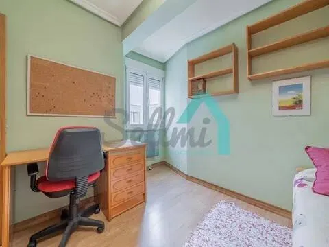 Pis de 60 m² a Oviedo