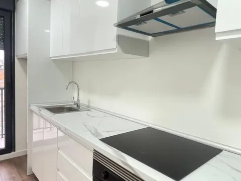Wohnung 80 m² in Alberic