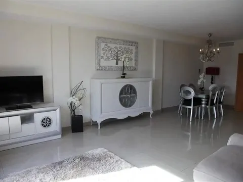 Casa de 180 m² a Estepona