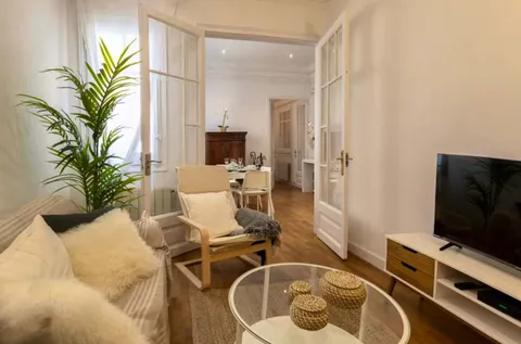 Room for rent, Barcelona (4/17)