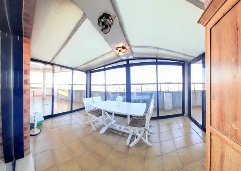 Pis de 85 m² a València