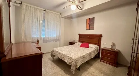 Pis de 130 m² a Còrdova