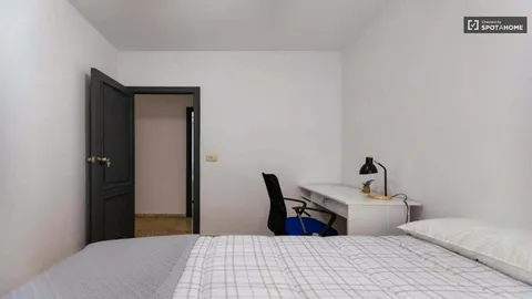 Habitació de lloguer, Burjassot