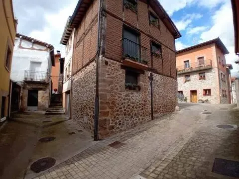 Habitació de lloguer, Ledesma de la Cogolla