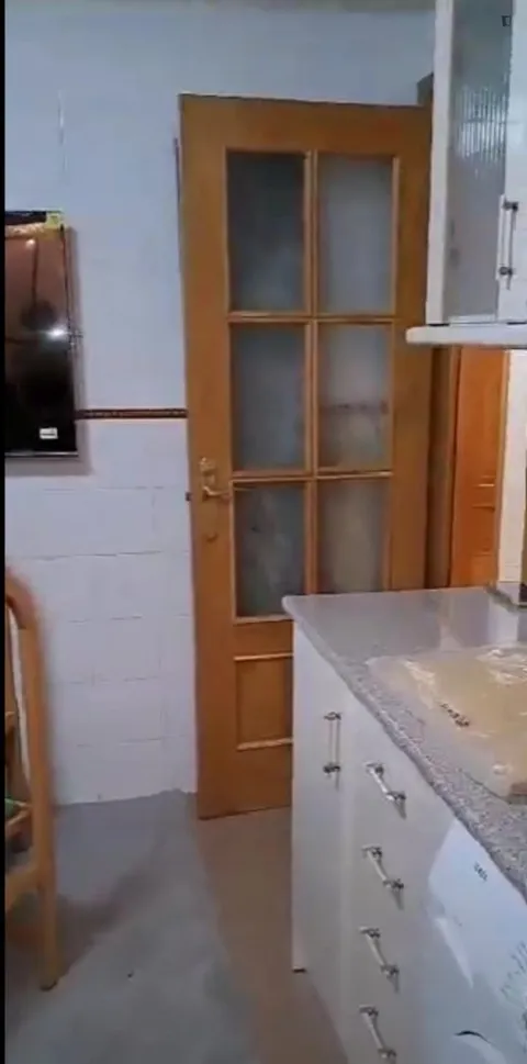 Room for rent, Madrid