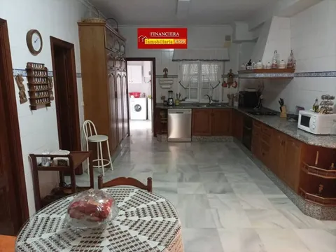 Casa de 350 m² a Alcalá de Guadaíra