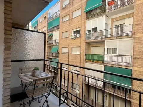 Pis de 100 m² a Granada