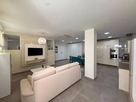 Pis de 75 m² a Còrdova