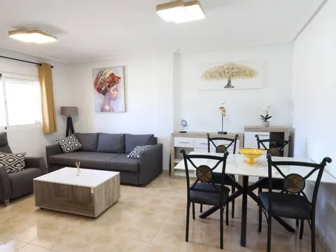 Pis de 70 m² a Oriola