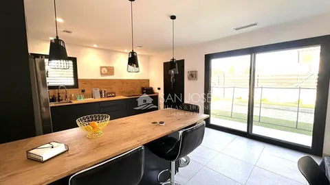 Casa de 131 m² a Asp