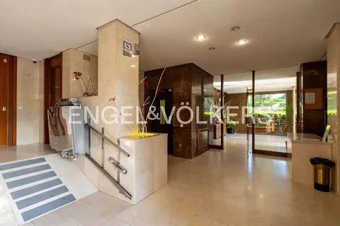 Wohnung 148 m² in Madrid