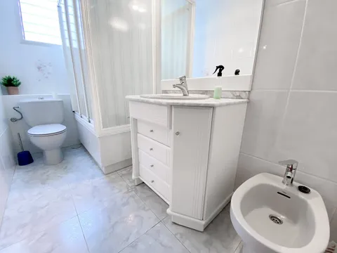 Chambre à louer, Valence