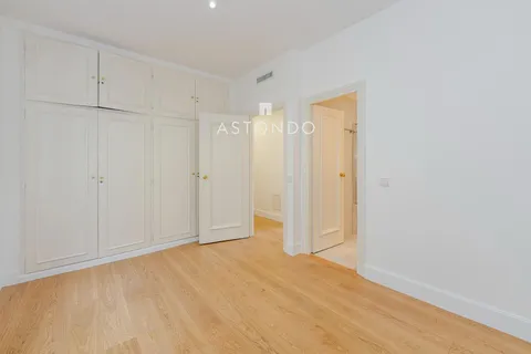 Appartement 160 m² à Madrid