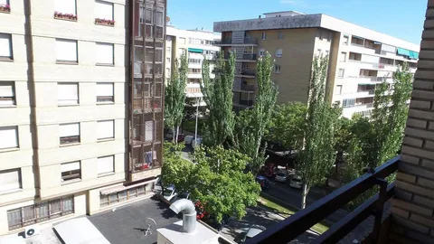 Pis de 110 m² a Pamplona