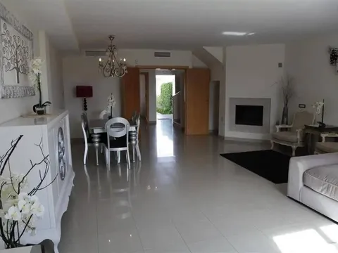 Casa de 180 m² a Estepona