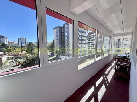 Pis de 85 m² a Pontevedra (2/14)