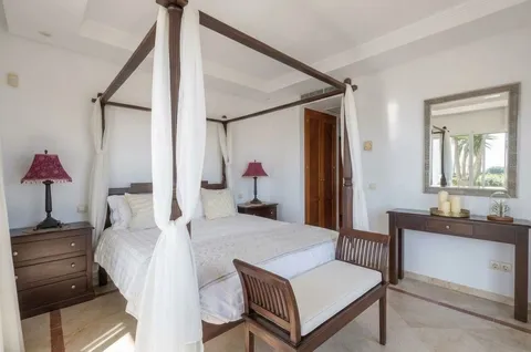 Pis de 242 m² a Estepona