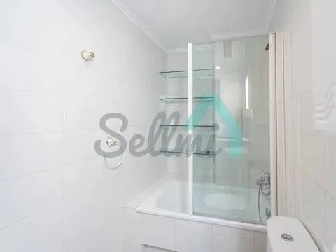 Pis de 75 m² a Oviedo