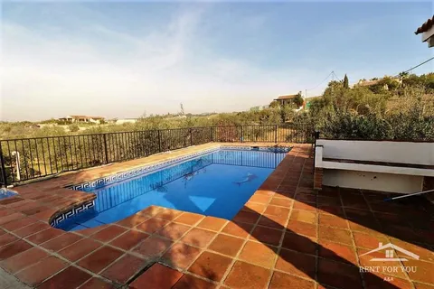 Haus 140 m² in Alhaurín el Grande