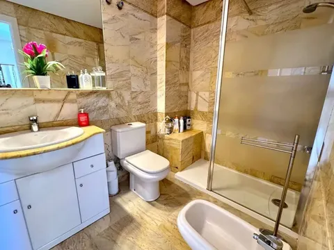 Casa de 200 m² a Oriola