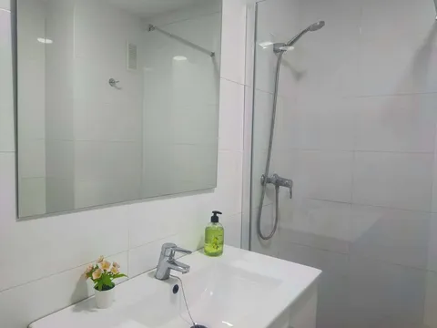 Habitació de lloguer, Burjassot